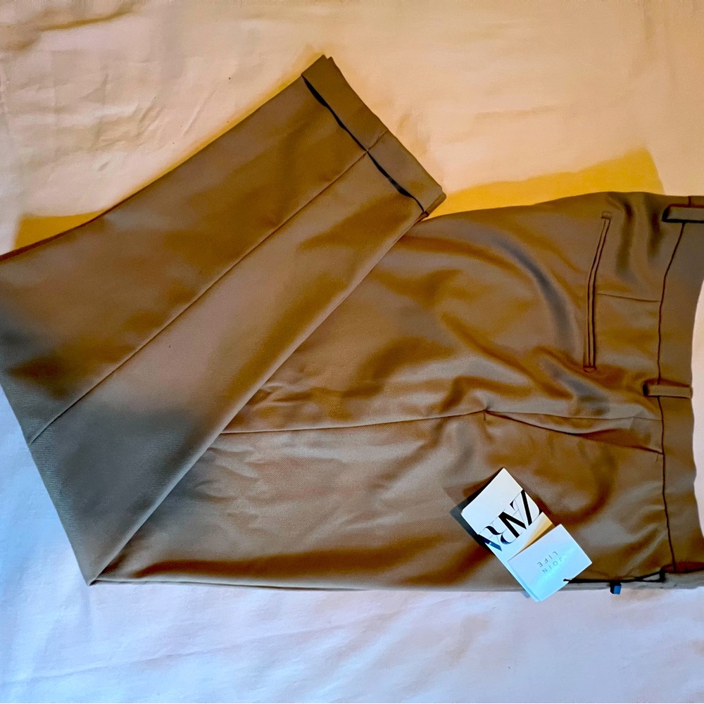 Tan Chinos with Classic Cut and Crisp Finish
